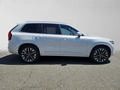 2026 Volvo XC90 Plus