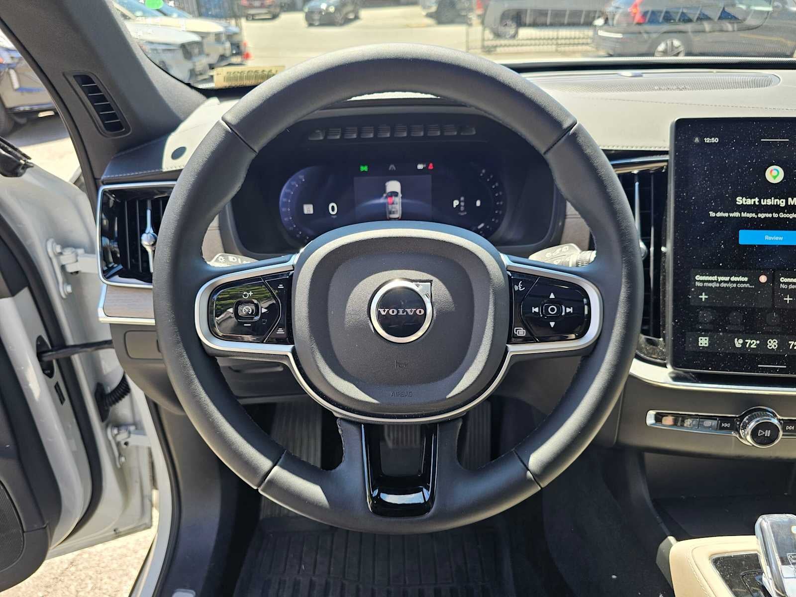 2026 Volvo XC90 Plus