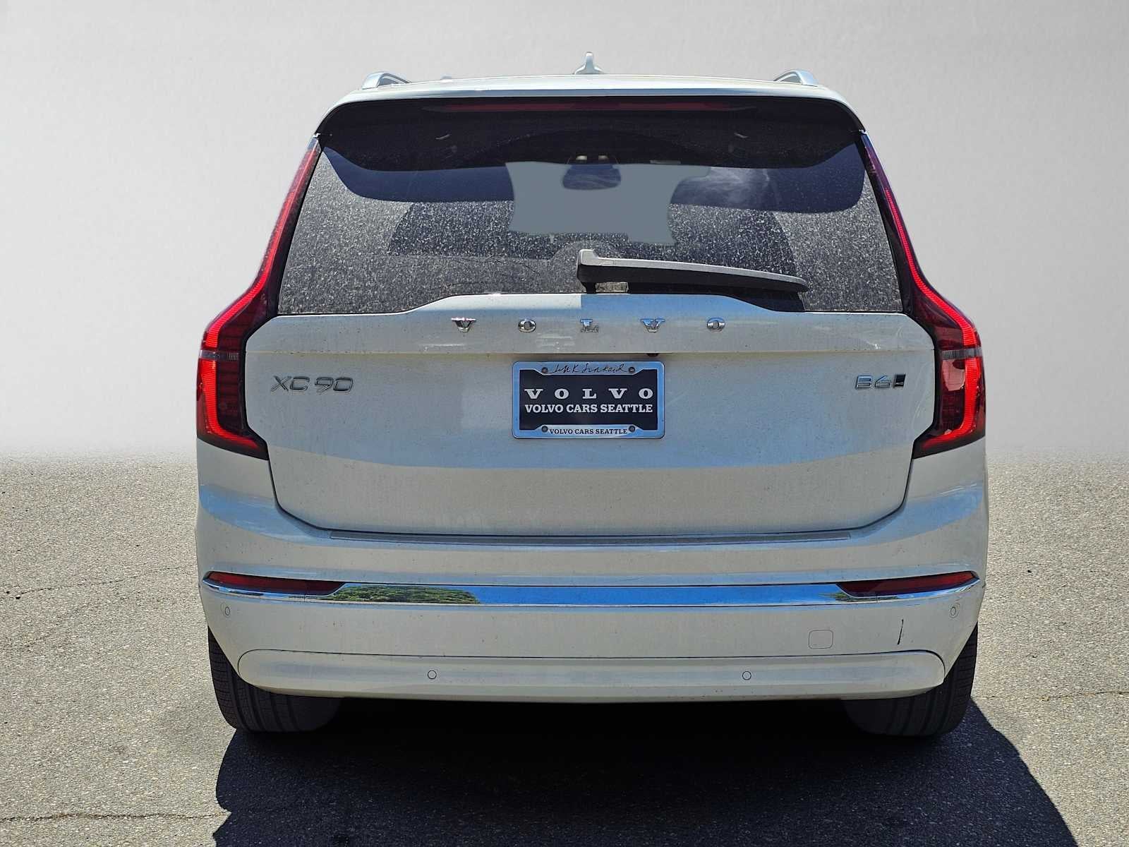 2026 Volvo XC90 Plus