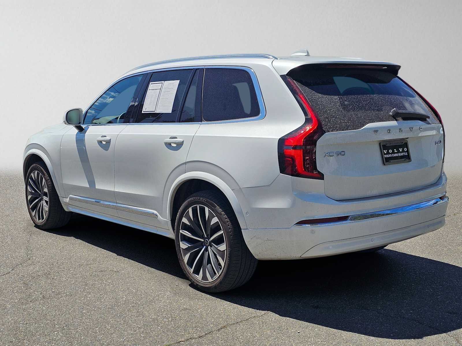 2026 Volvo XC90 Plus