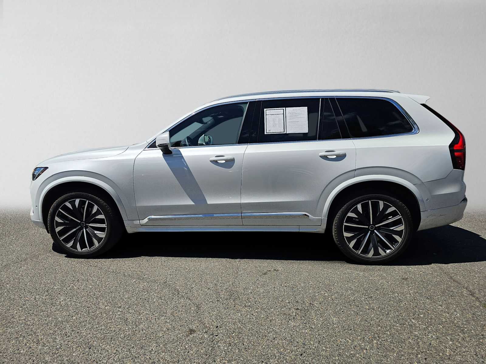 2026 Volvo XC90 Plus