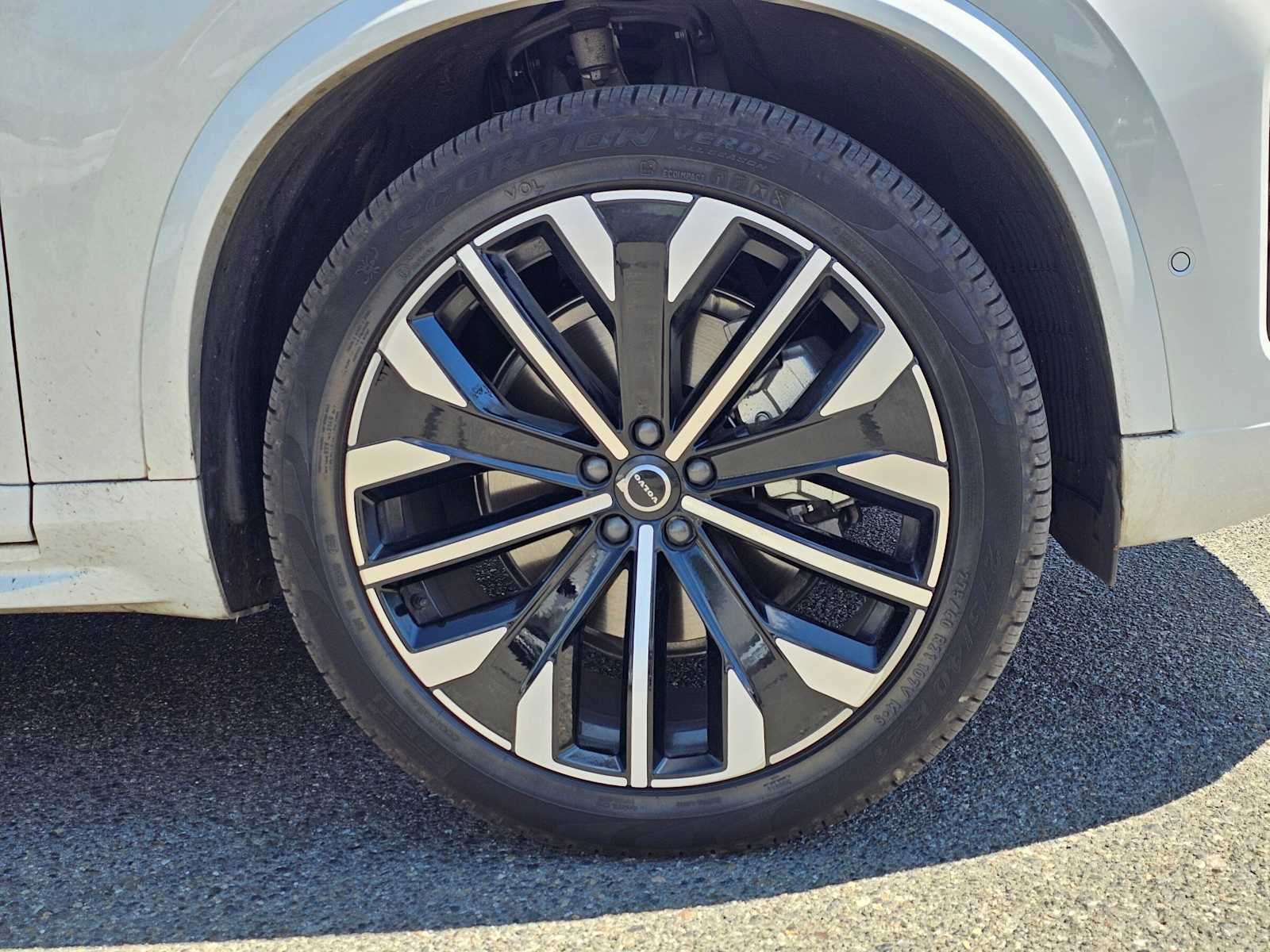 2026 Volvo XC90 Plus
