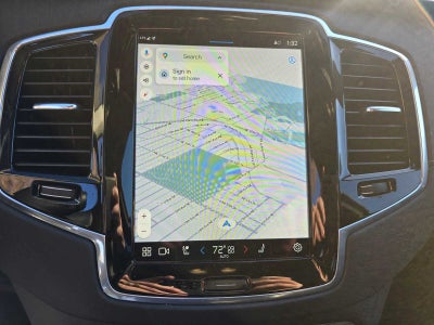 2024 Volvo XC90 Ultimate Bright Theme