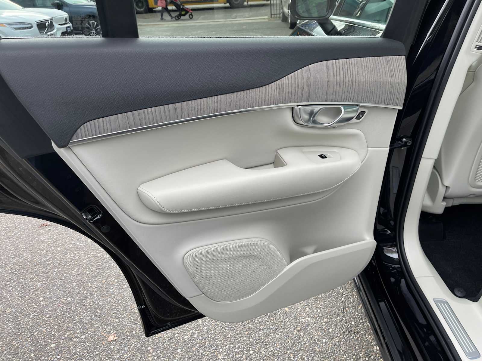 2023 Volvo XC90 Plus