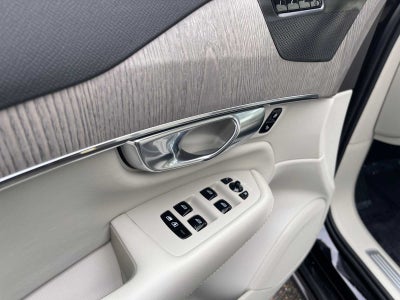 2023 Volvo XC90 Plus