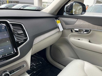 2023 Volvo XC90 Plus