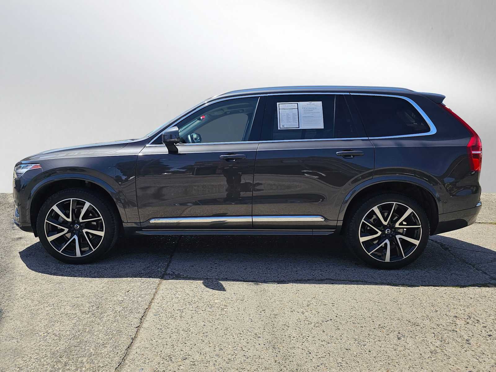 2023 Volvo XC90 Plus