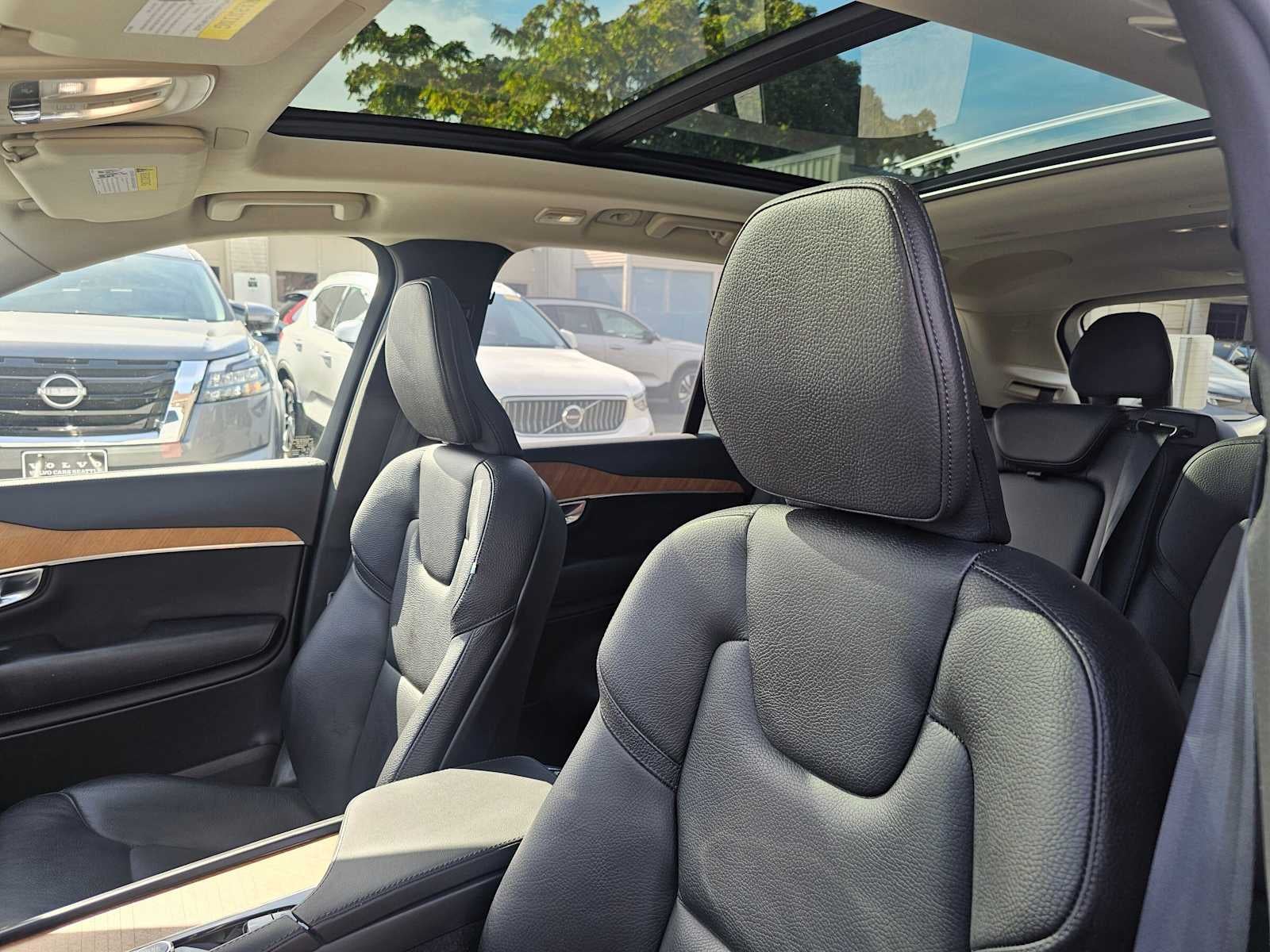 2023 Volvo XC90 Plus