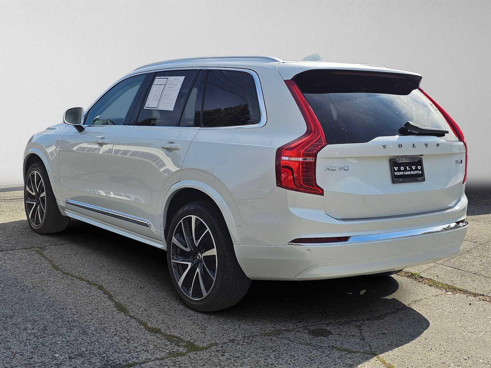2023 Volvo XC90 Plus