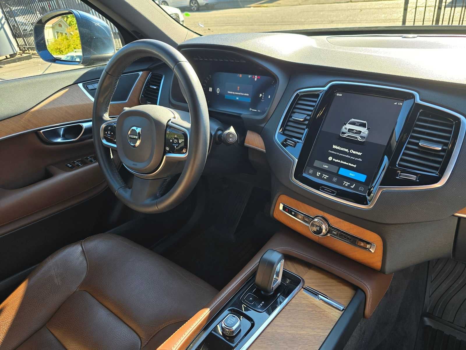 2023 Volvo XC90 Plus