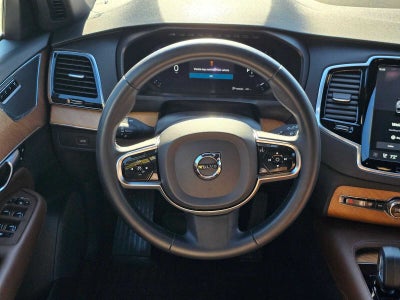 2023 Volvo XC90 Plus