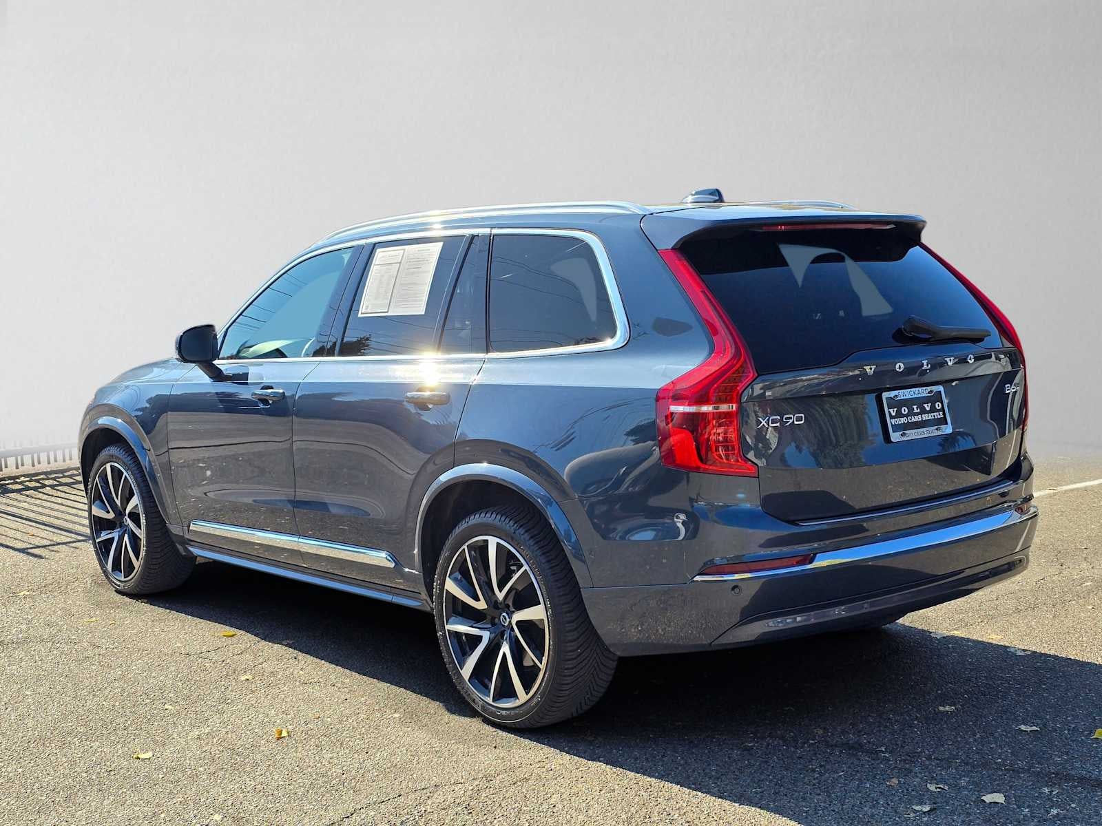 2023 Volvo XC90 Plus
