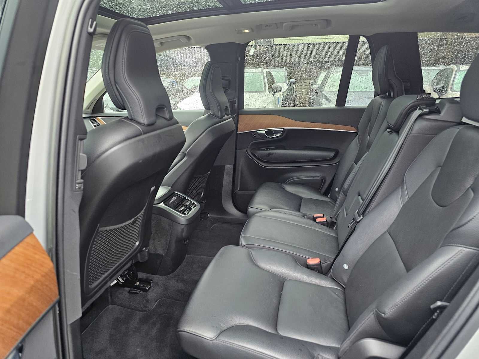 2023 Volvo XC90 Core