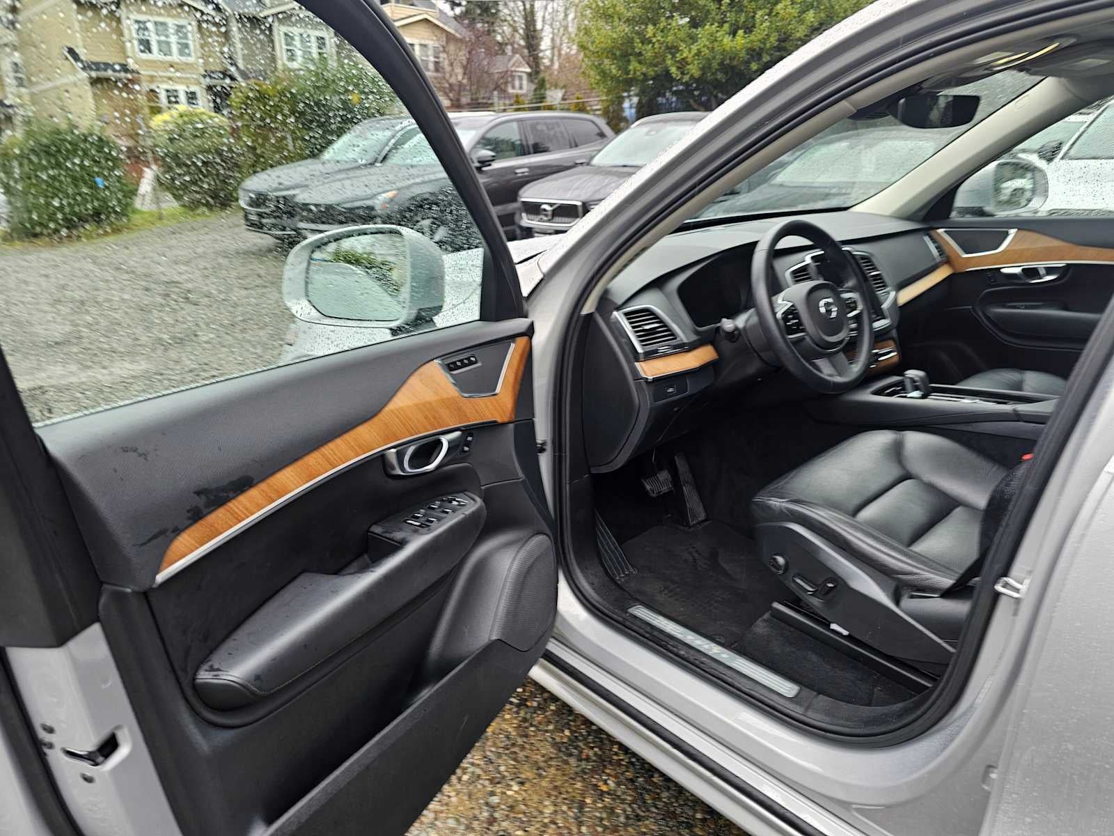 2023 Volvo XC90 Core