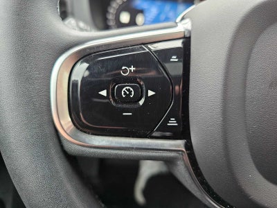 2023 Volvo XC60 Ultimate Bright Theme