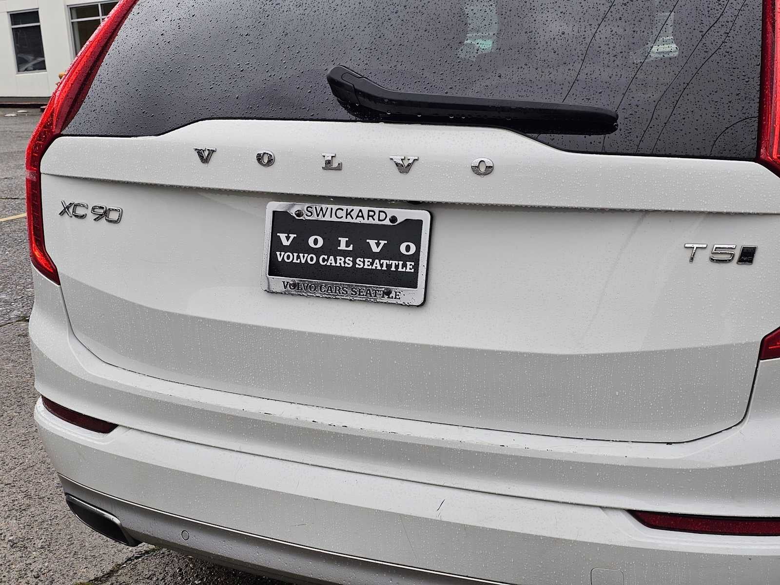 2020 Volvo XC90 Momentum