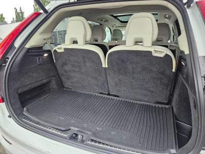 2020 Volvo XC90 Momentum