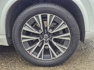 2020 Volvo XC90 Momentum