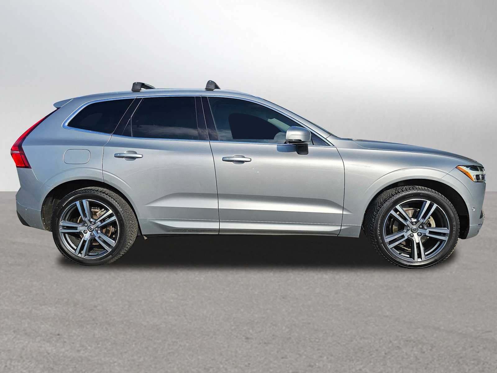 2018 Volvo XC60 Momentum