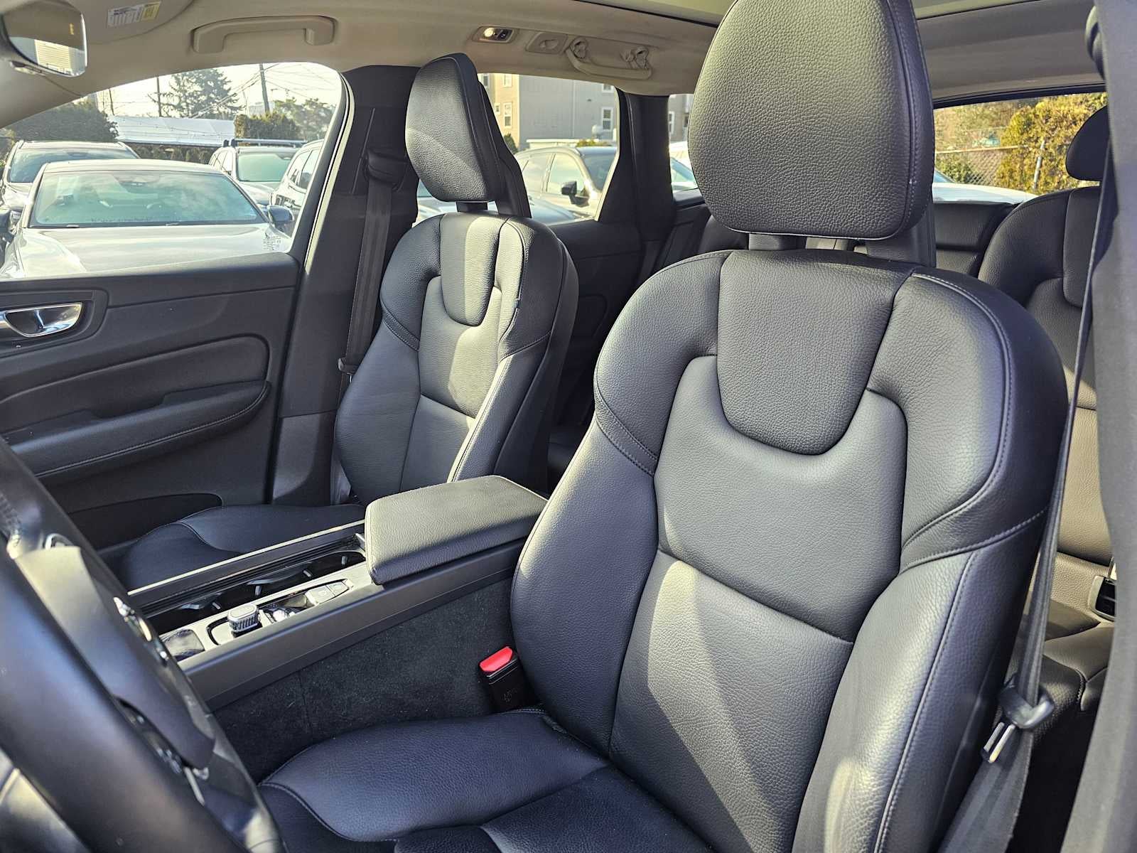 2018 Volvo XC60 Momentum