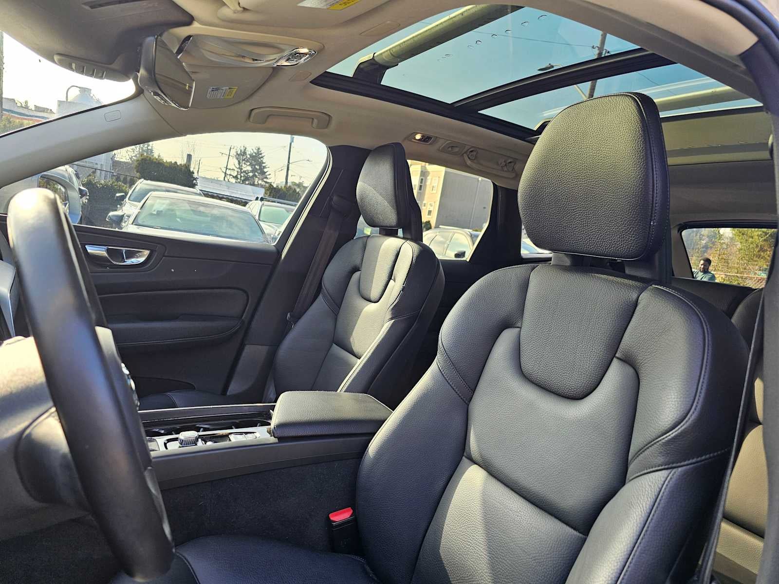 2018 Volvo XC60 Momentum