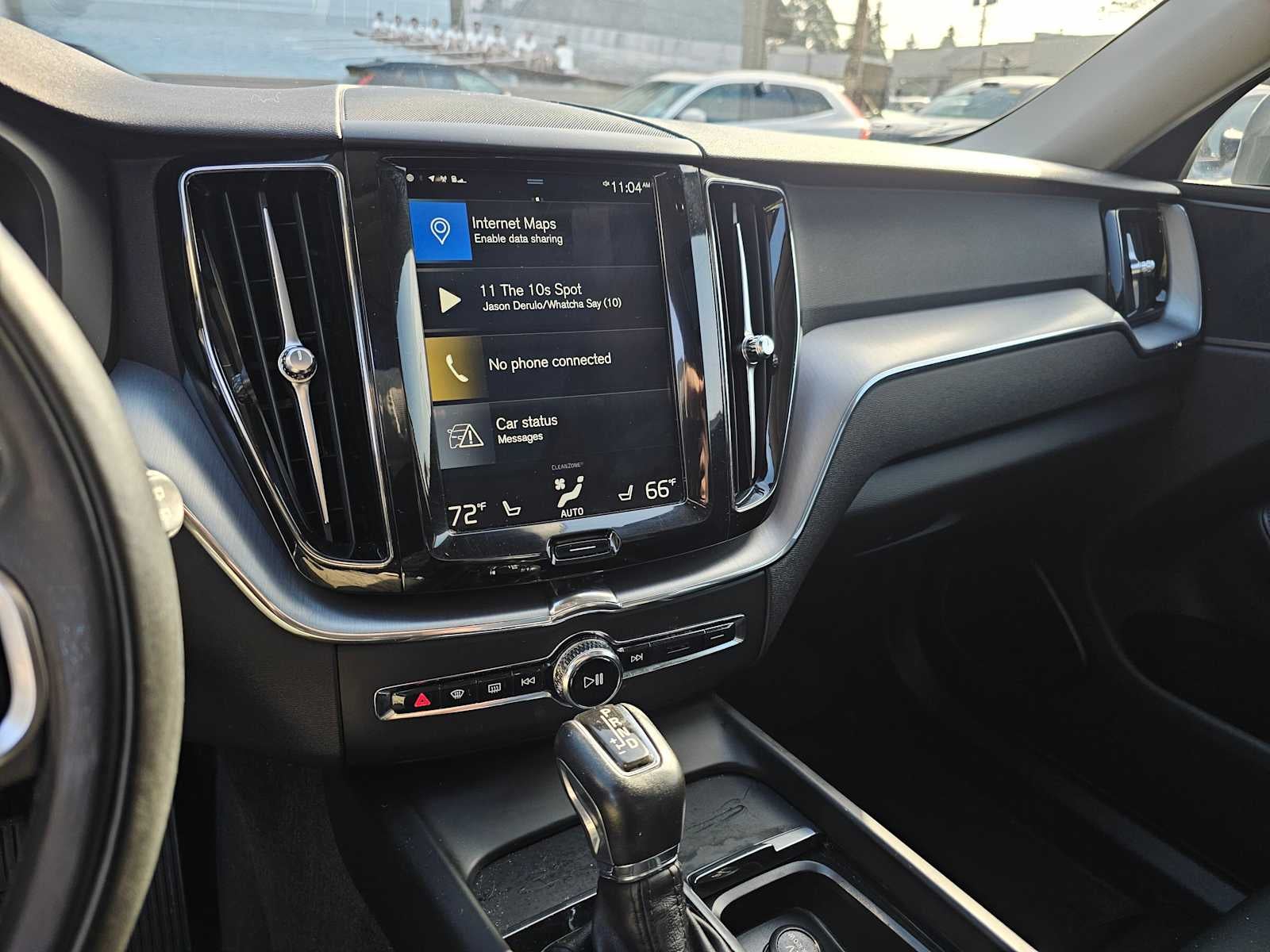 2018 Volvo XC60 Momentum