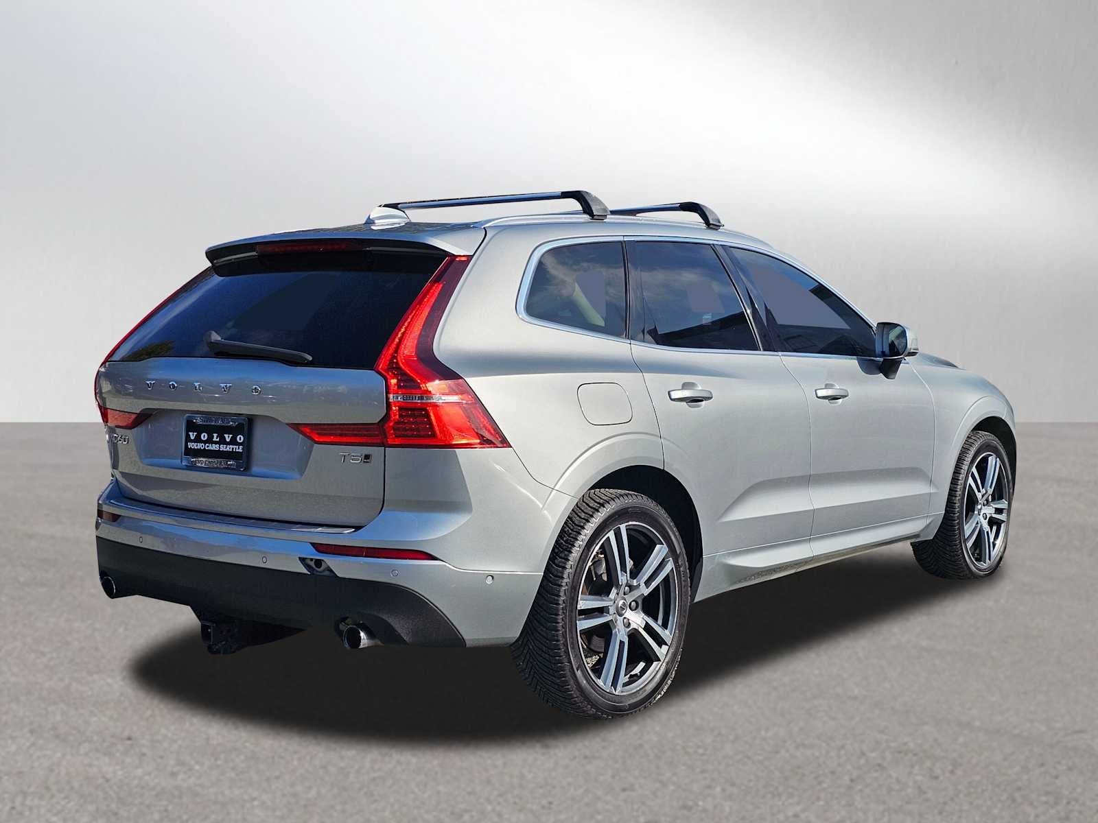 2018 Volvo XC60 Momentum