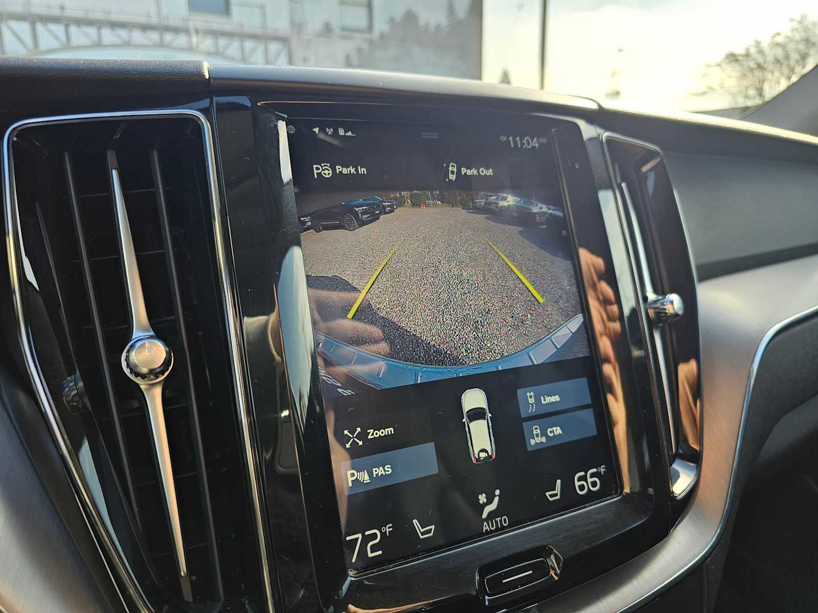 2018 Volvo XC60 Momentum