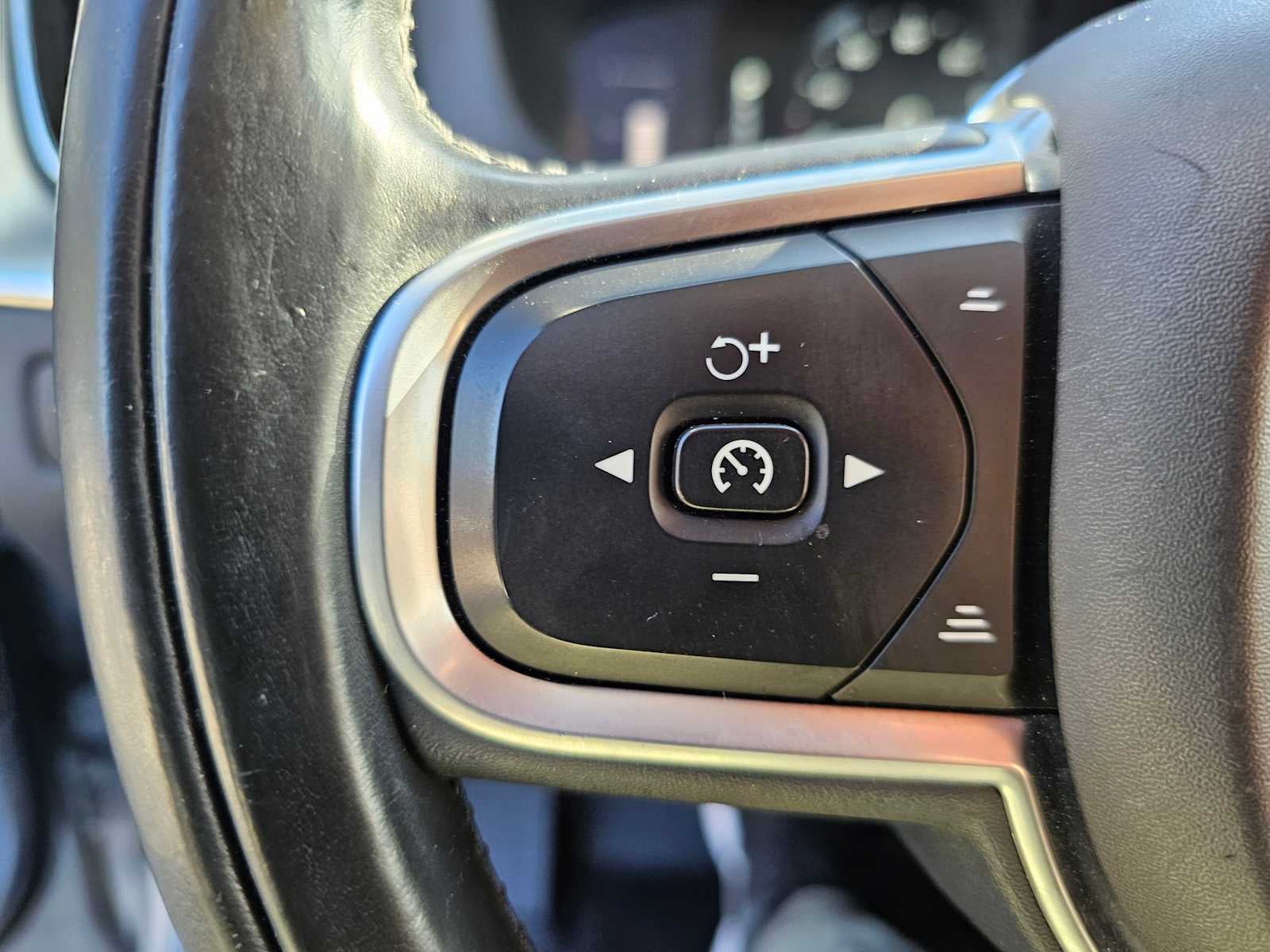 2018 Volvo XC60 Momentum