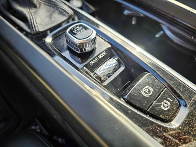 2018 Volvo XC60 Momentum