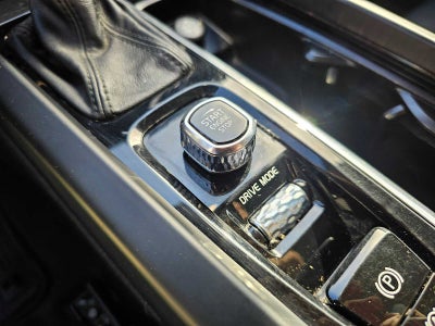 2018 Volvo XC60 Momentum