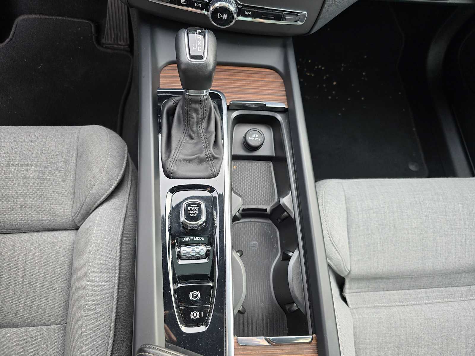 2021 Volvo XC60 Inscription