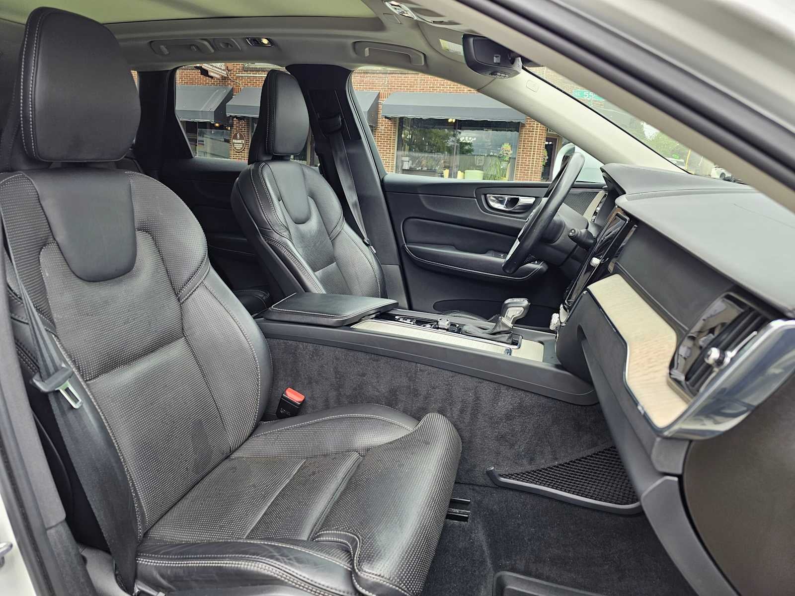 2021 Volvo XC60 Inscription