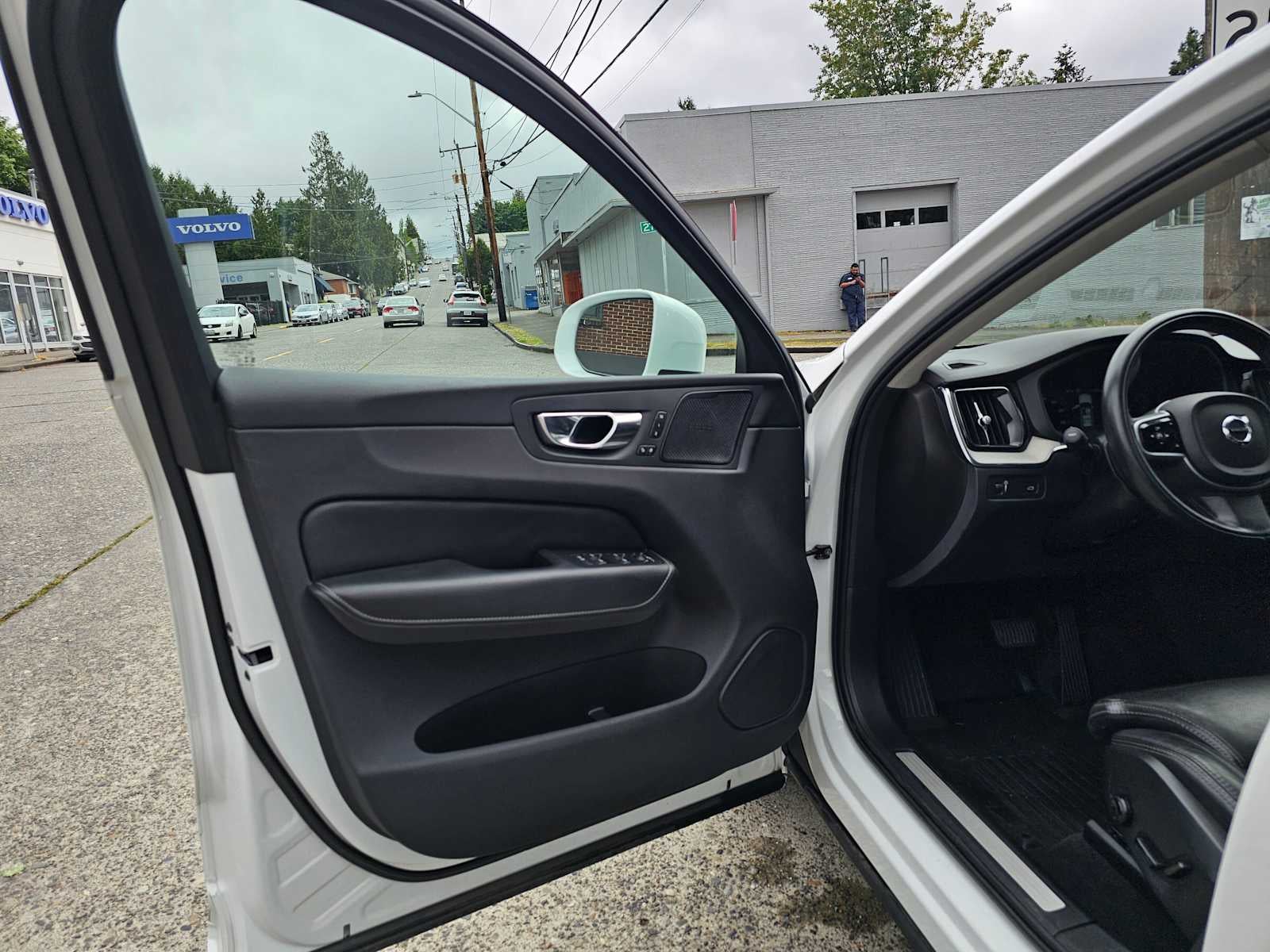 2021 Volvo XC60 Inscription
