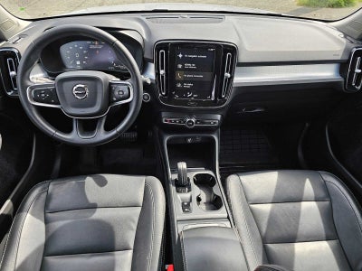 2021 Volvo XC40 Momentum
