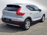 2021 Volvo XC40 Momentum