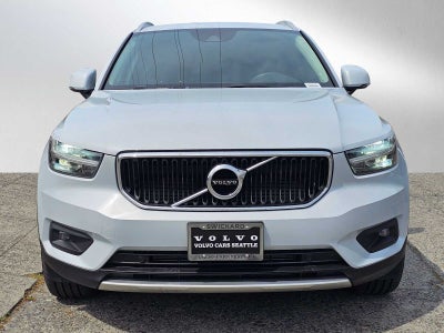 2021 Volvo XC40 Momentum
