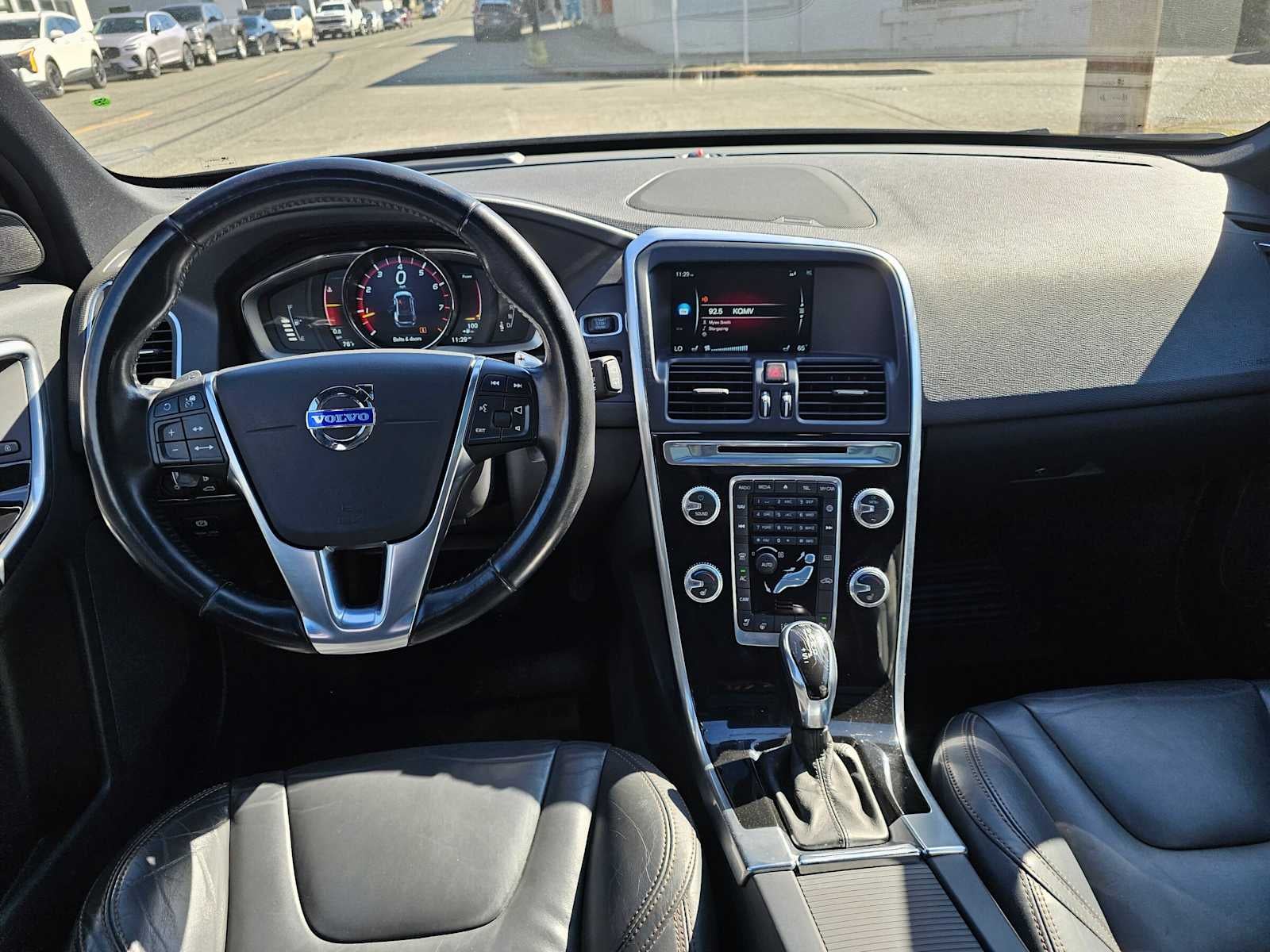 2015 Volvo XC60 T6 Platinum
