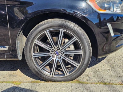 2015 Volvo XC60 T6 Platinum