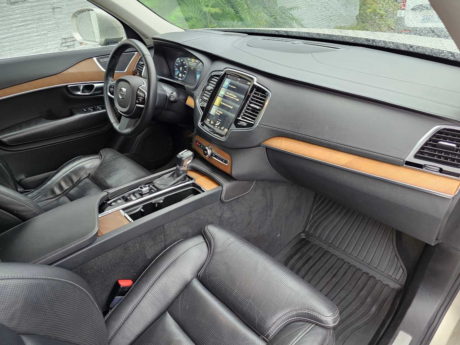 2016 Volvo XC90 T6 Inscription