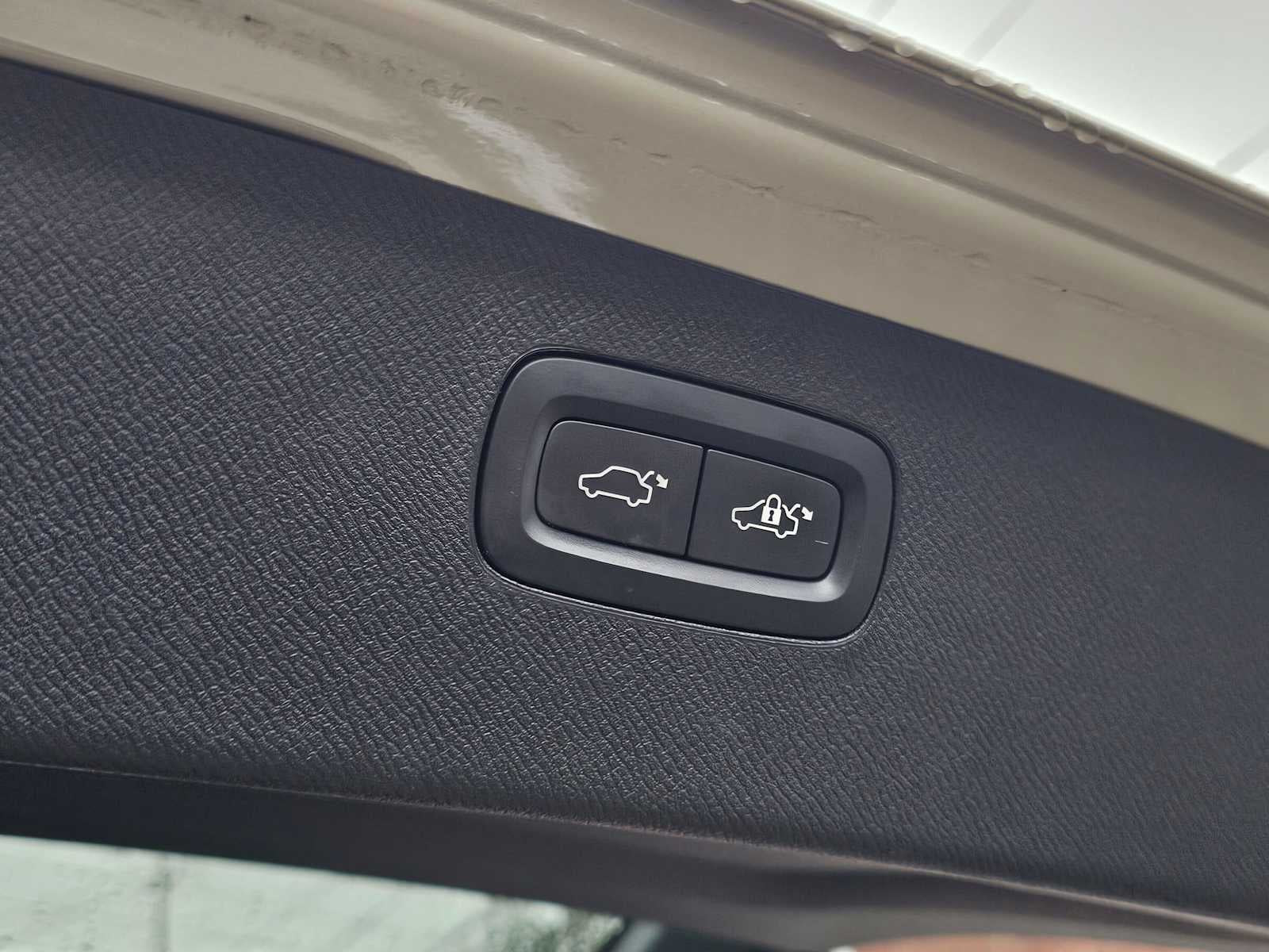 2016 Volvo XC90 T6 Inscription