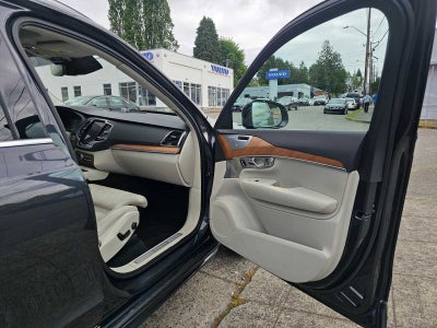2017 Volvo XC90 Inscription
