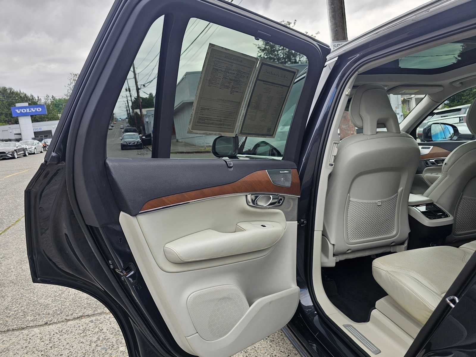 2017 Volvo XC90 Inscription