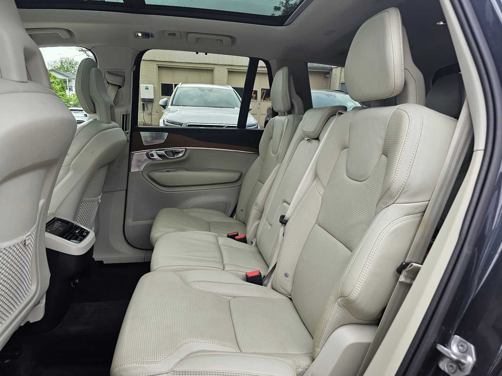 2017 Volvo XC90 Inscription