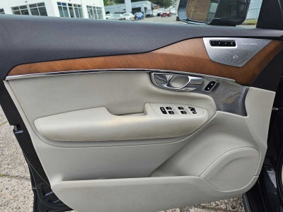 2017 Volvo XC90 Inscription