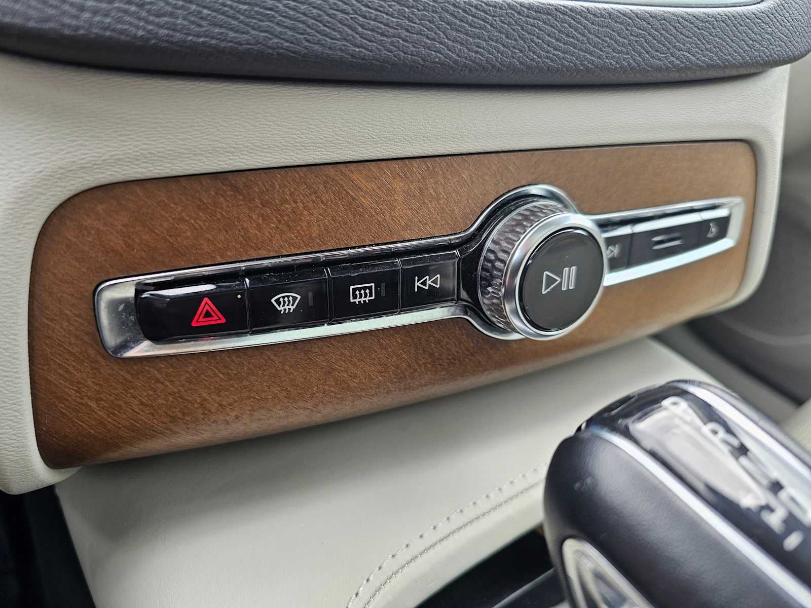 2017 Volvo XC90 Inscription