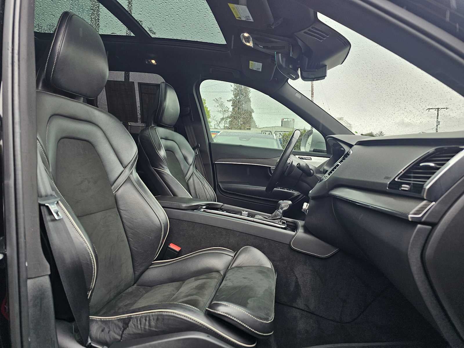 2017 Volvo XC90 R-Design