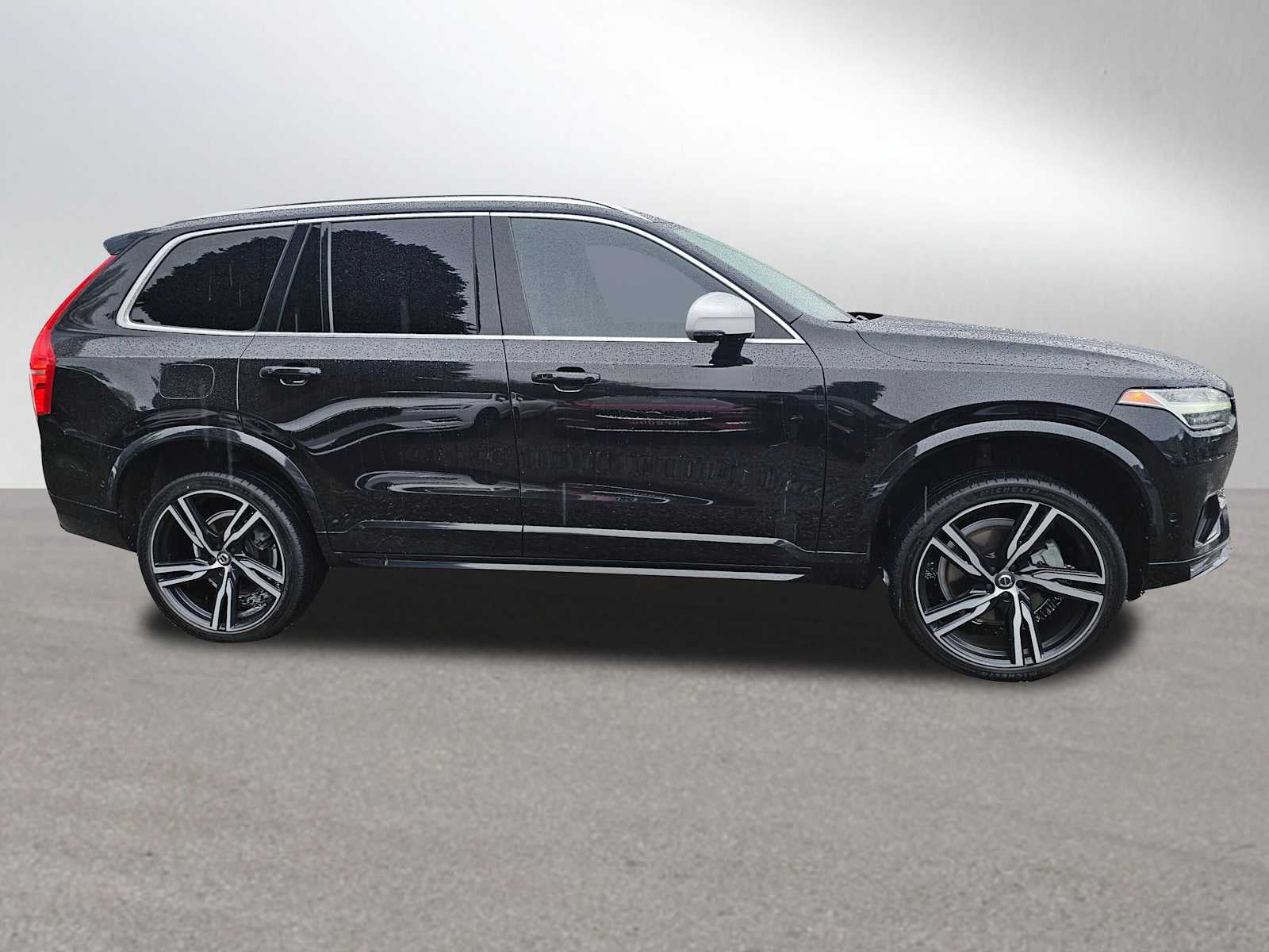 2017 Volvo XC90 R-Design