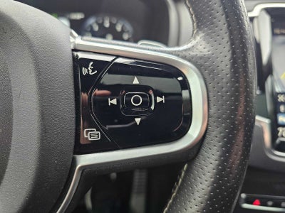2017 Volvo XC90 R-Design