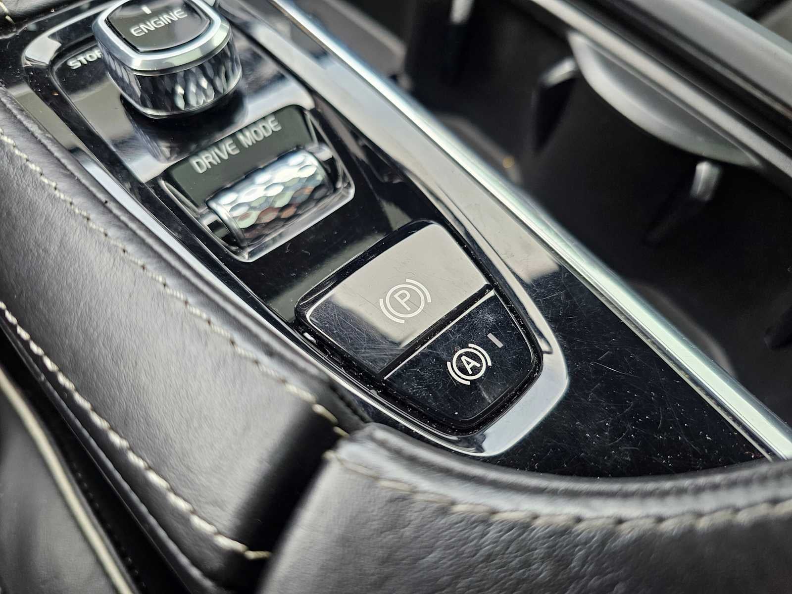 2017 Volvo XC90 R-Design